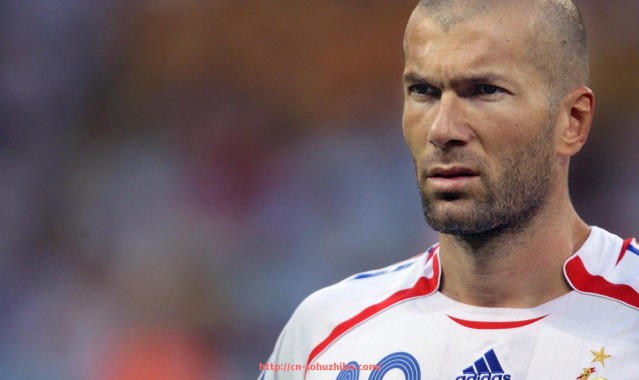 搜狐体育直播-家用健身器材常用必备清单及其在体育锻炼中的应用