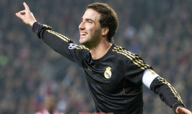 搜狐体育直播-法甲外援综合评价标准详解：多维评分系统构建逻辑